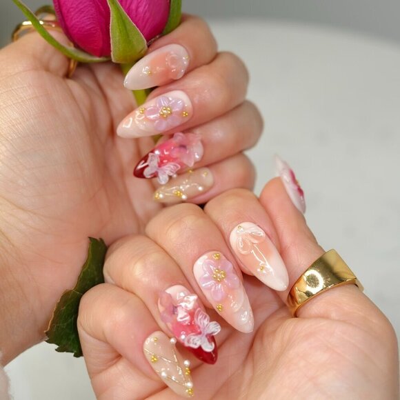 tipsy | Handmade Press On Nails | Almond Medium| Floral 3D Nail | Rosè All Day - Picture 3 of 14